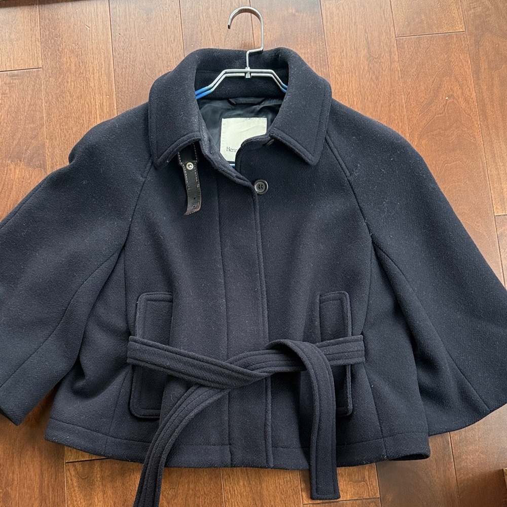 Henry Cotton's Elegant Navy Blue Outerwear